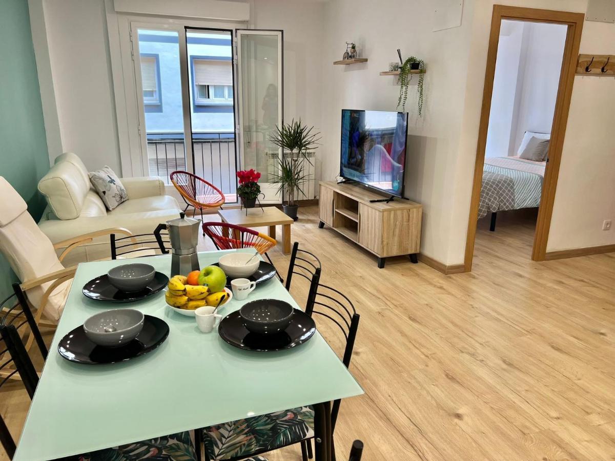 Close To Gran Via Centro Familiar Con Wifi By Apartamentos Logroño Kültér fotó