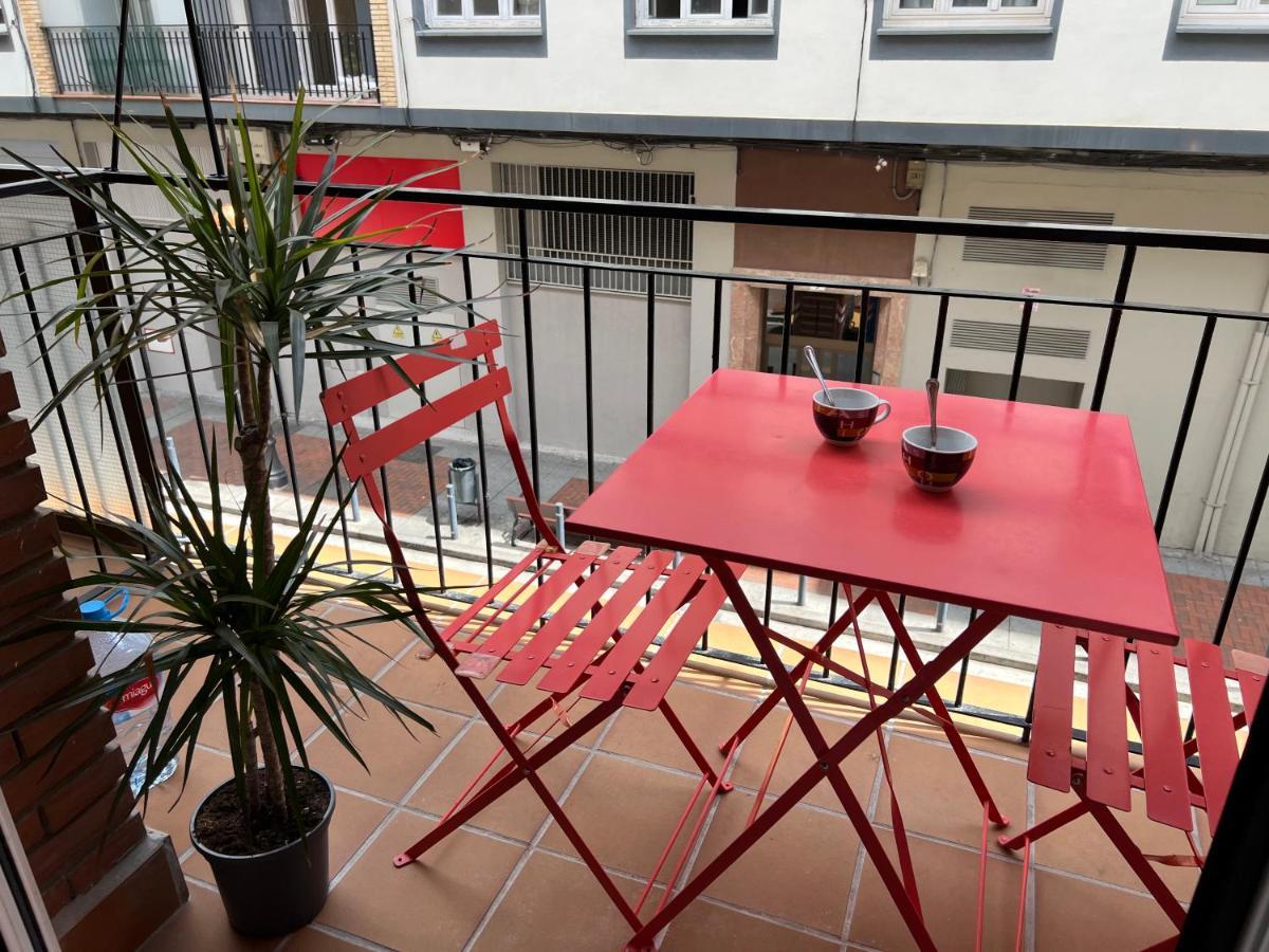 Close To Gran Via Centro Familiar Con Wifi By Apartamentos Logroño Kültér fotó