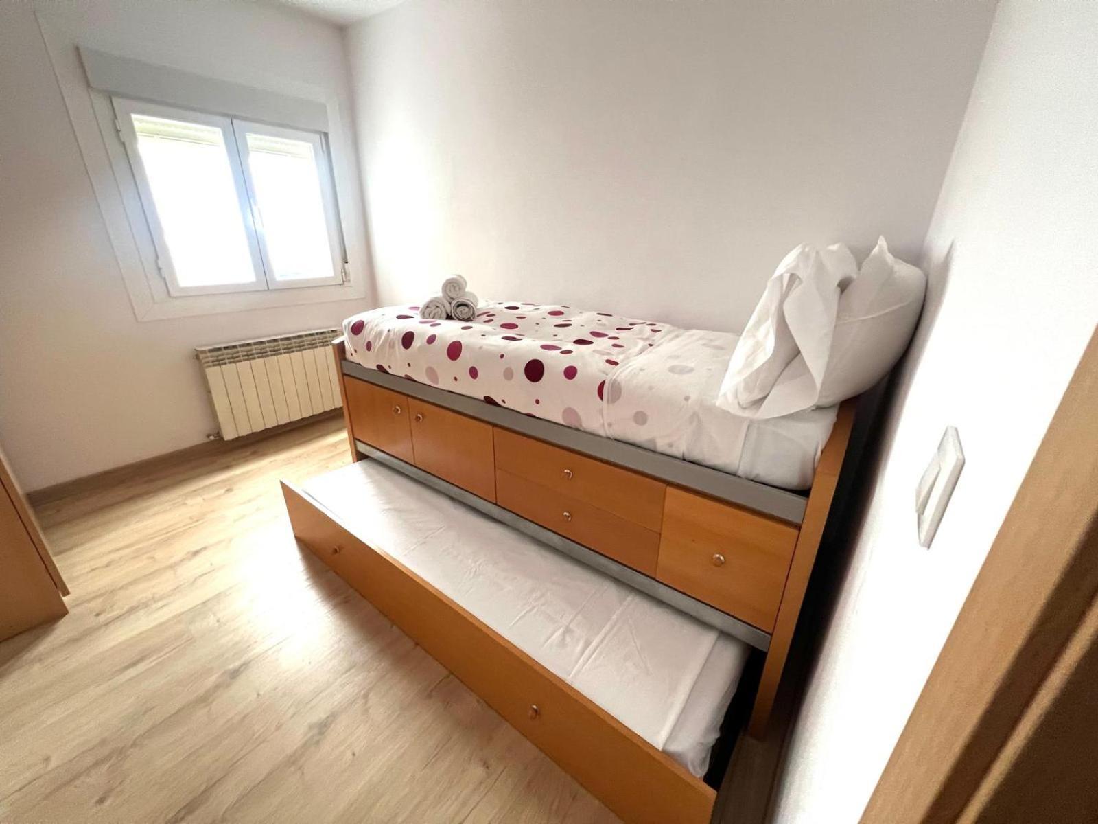 Close To Gran Via Centro Familiar Con Wifi By Apartamentos Logroño Kültér fotó